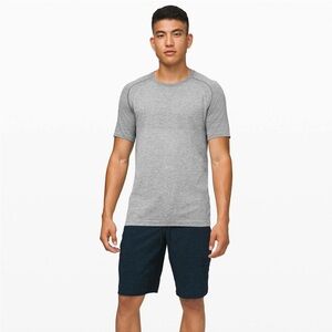 Lululemon Men’s Metal Vent Short Sleeve Shirt